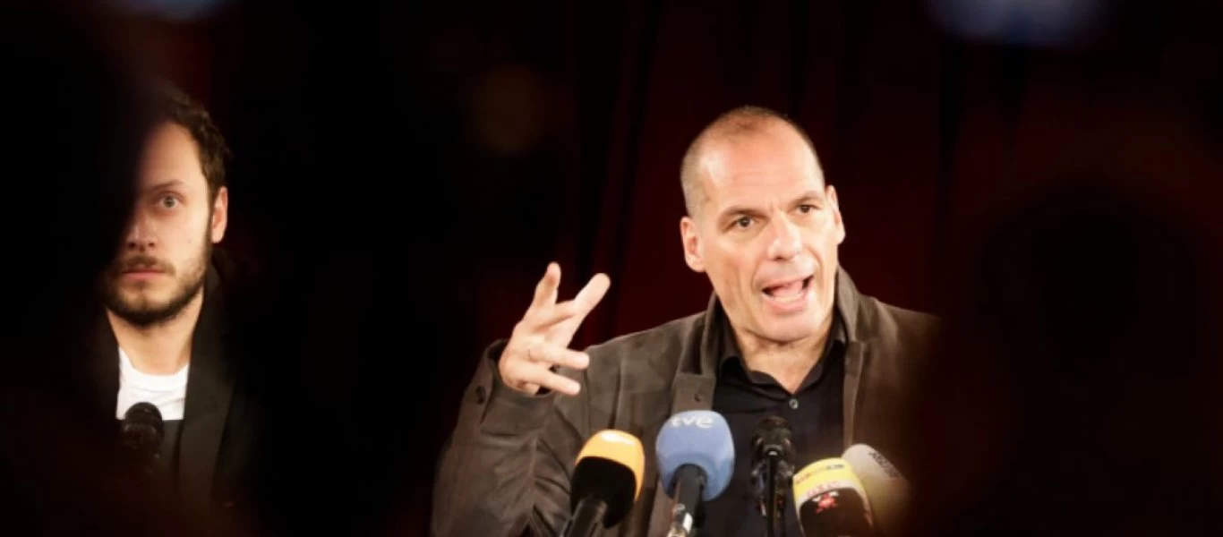 Ο Γιάνης Βαρουφάκης υπέρ του Ασάνζ: Θα συμμετάσχει σε πορεία ενάντια στην έκδοσή του - Θα τον επισκεφτεί στη φυλακή